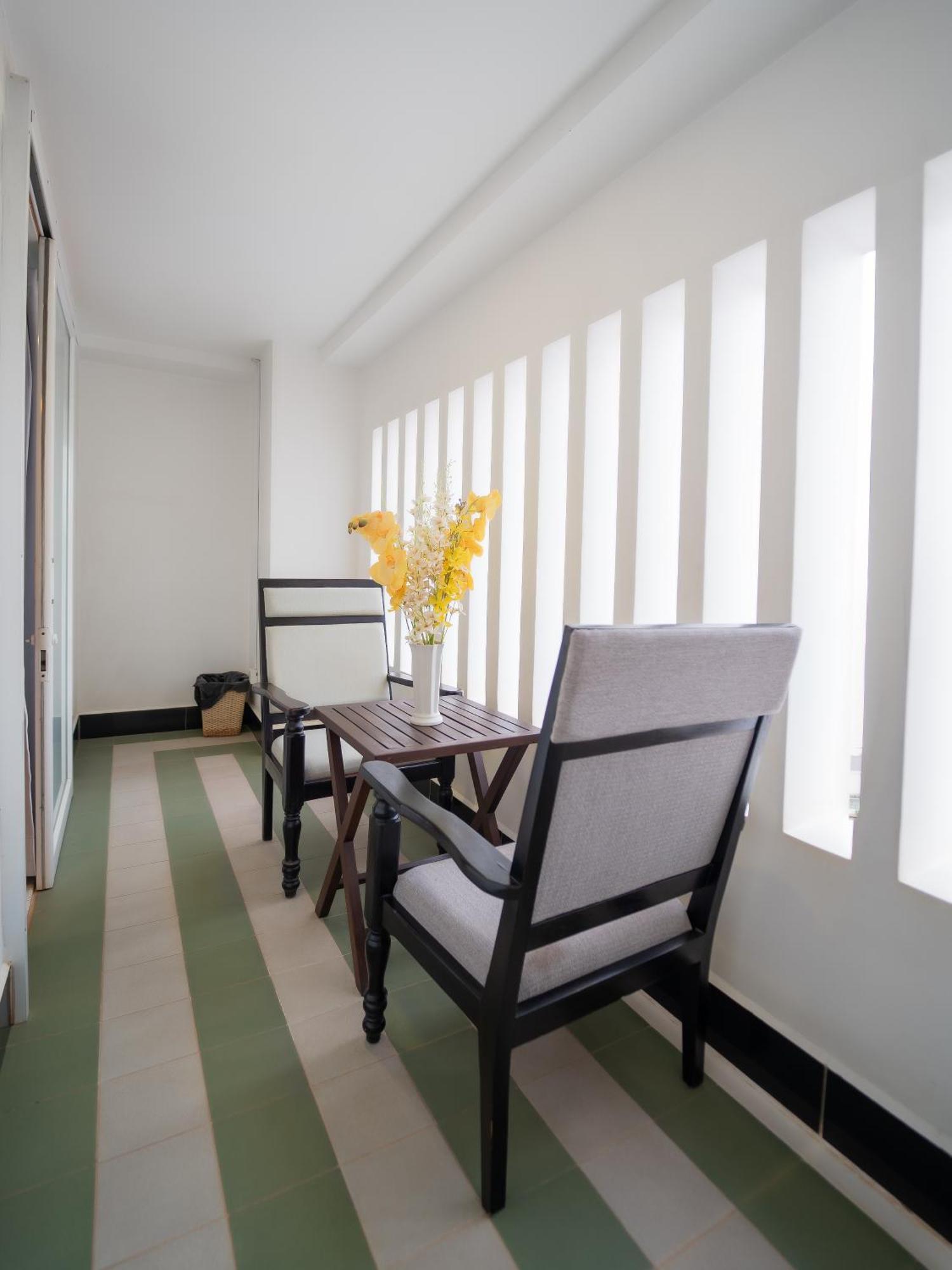 Family Suite Balcony City View