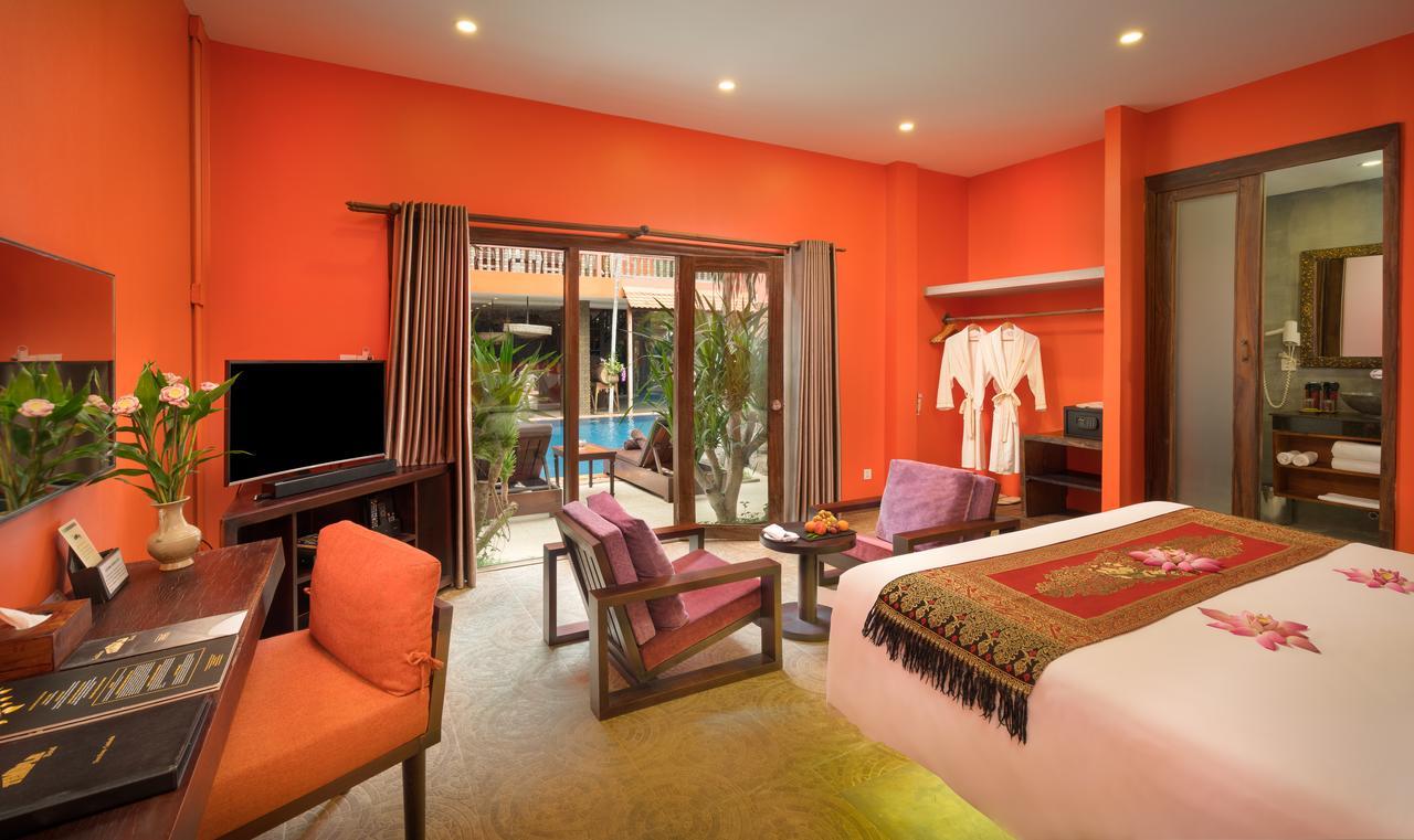 Premier Suite Pool Access USD15 Credit Spa,665194089:JPEG